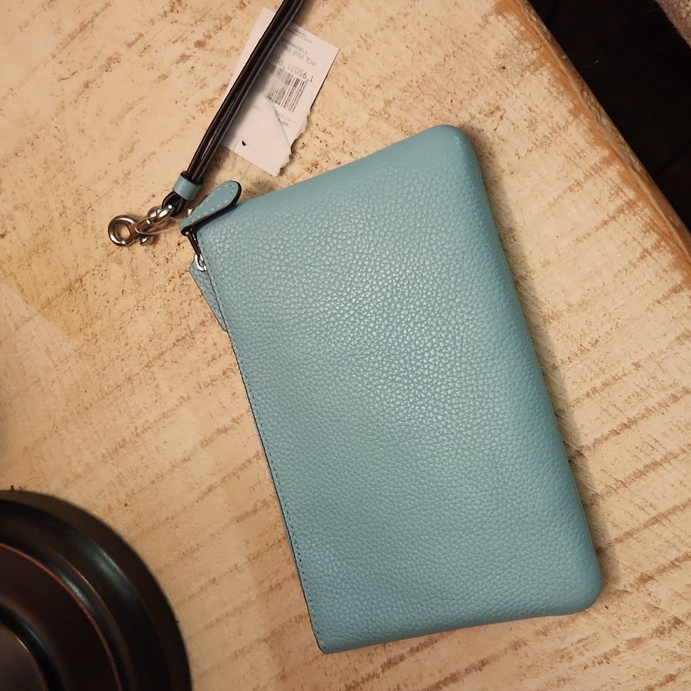 COACH SMALL WRISTLET (COACH CH818)SILVER/FADED BLUE NWT - Picture 3 of 7